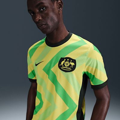 Australia 2025/26 Stadium Home Men's Nike Dri-FIT Football Replica